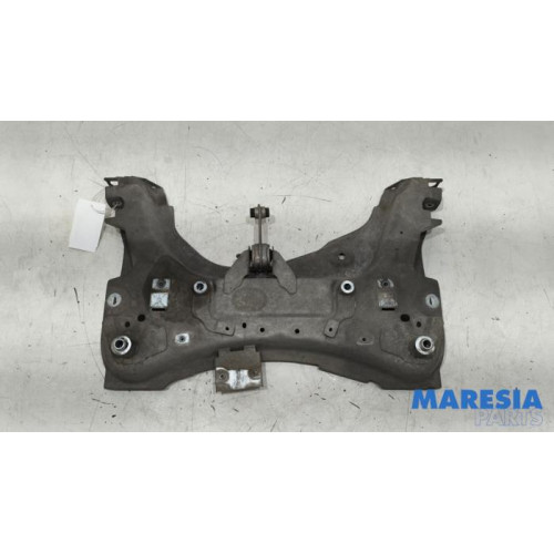 Renault - Captur - Subframe