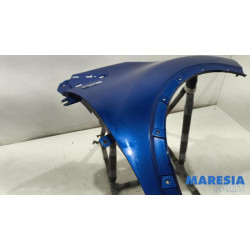Renault - Captur - Front wing, right