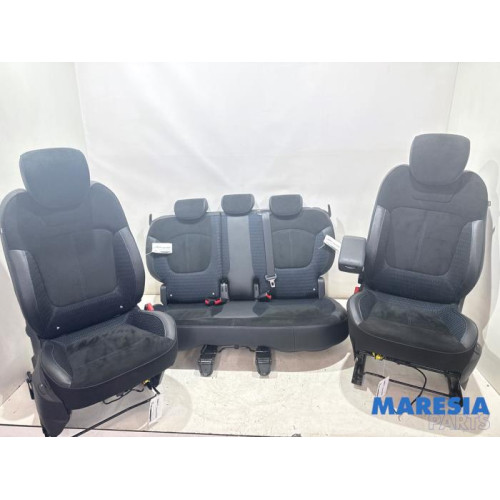 Renault - Captur - Bekleding Set (compleet)