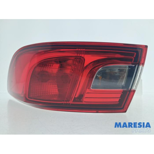Renault - Clio - Taillight, right