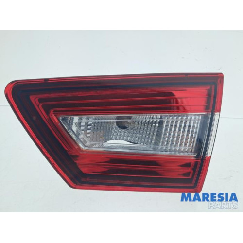Renault - Clio - Taillight, right
