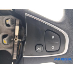 Renault - Clio - Stuurwiel