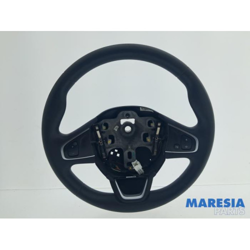 Renault - Clio - Steering wheel