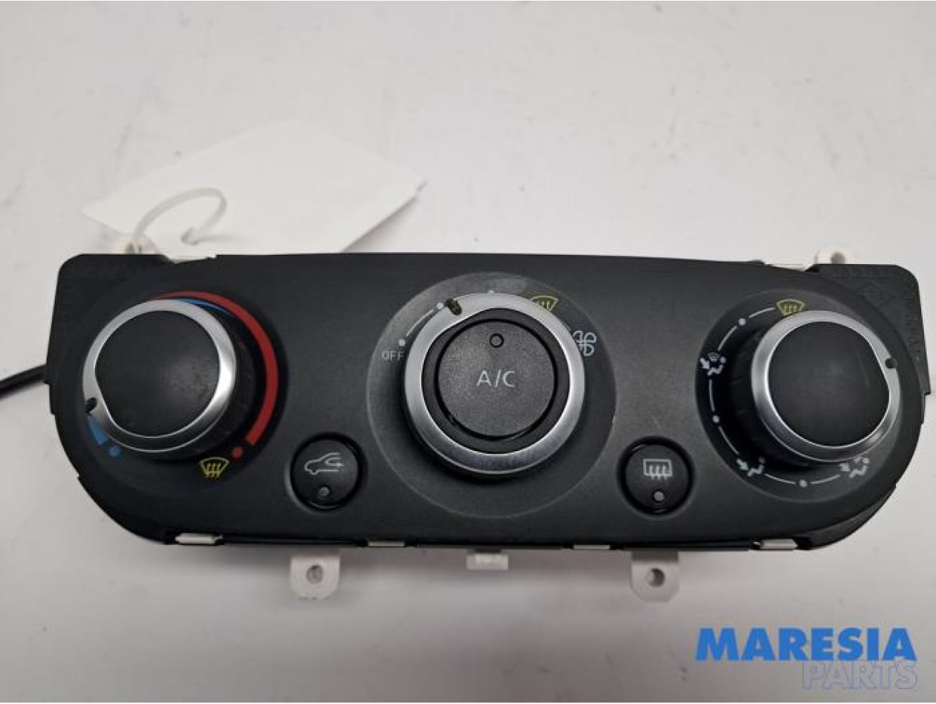 Renault - Clio - Panneau de commandes chauffage