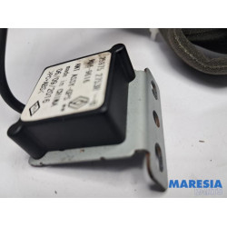 Renault - Clio - Antenne GPS