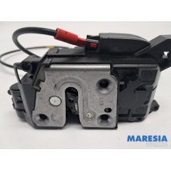 Renault - Kangoo - Front door lock mechanism 4-door, right