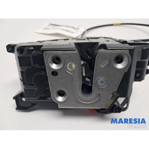 Renault - Kangoo - Front door lock mechanism 4-door, right