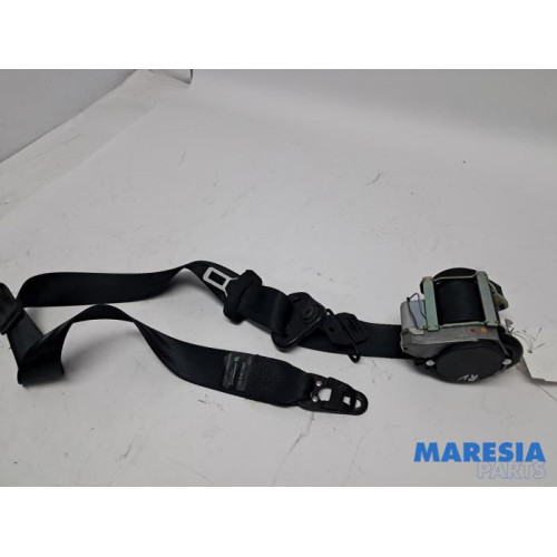 Renault - Clio - Front seatbelt, right