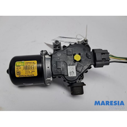 Renault - Clio - Front wiper motor