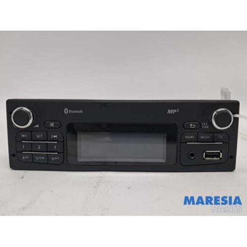 Renault - Kangoo - Multi-media control unit