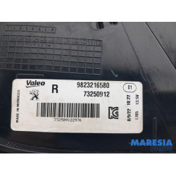 Peugeot - 208 - Rücklicht rechts