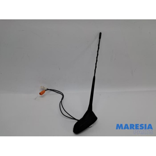 Peugeot - 208 - Antenne