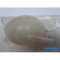 Renault - Clio - Expansion vessel