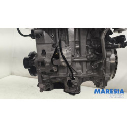 Peugeot - 208 - Engine