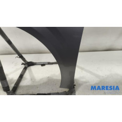 Peugeot - 208 - Front wing, left