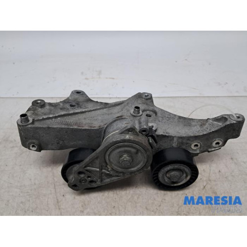 Fiat - 500 - Support dynamo bas