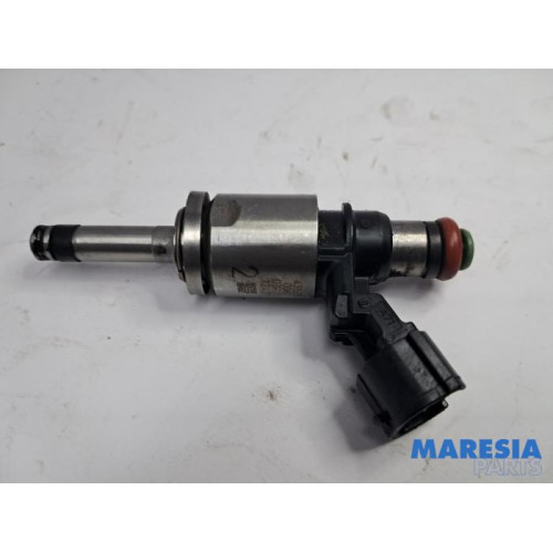 Renault - Captur - Injector (petrol injection)
