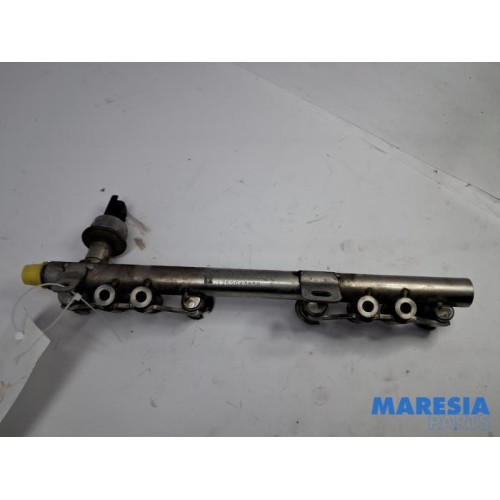 Renault - Captur - Fuel injector nozzle