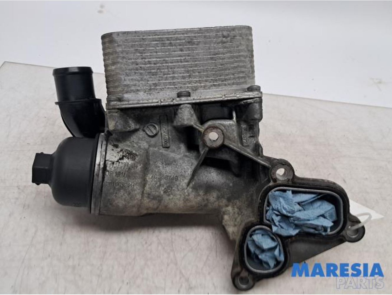 Renault - Master - Oil filter holder