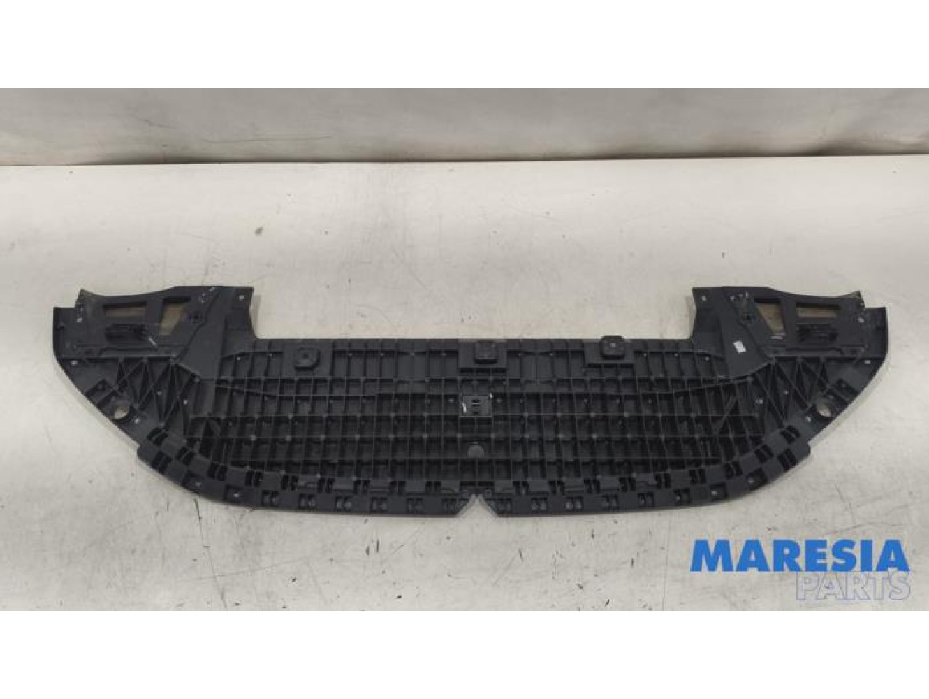 Peugeot - 208 - Bumper bottom