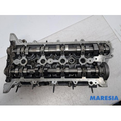 Renault - Captur - Cylinder head