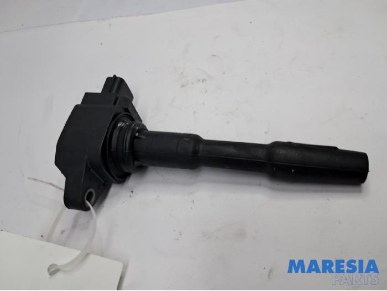 Renault - Captur - Pen ignition coil