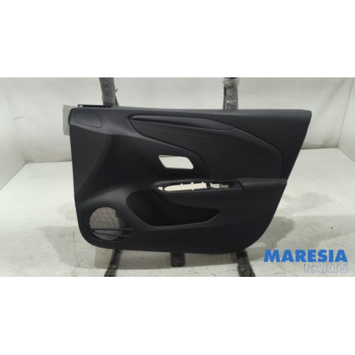 Opel - Corsa - Portierbekleding 4Deurs rechts-voor