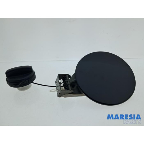 Opel - Karl - Tank cap cover