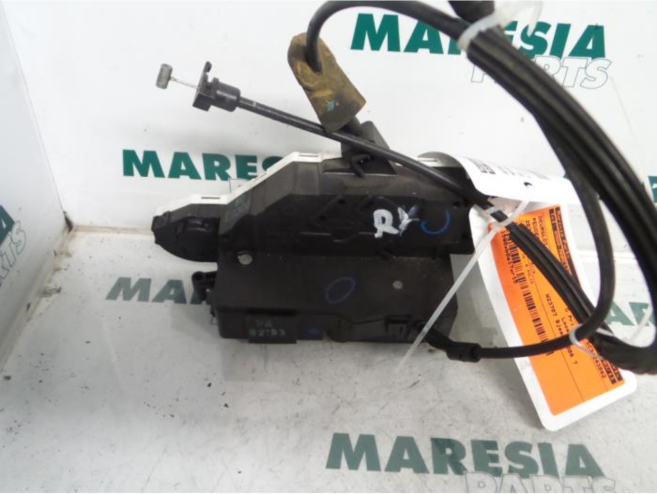 Peugeot - 207 - Front door lock mechanism 4-door, right