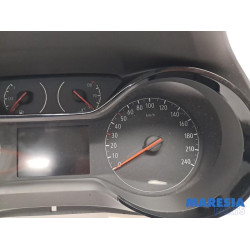 Opel - Corsa - Instrument de bord