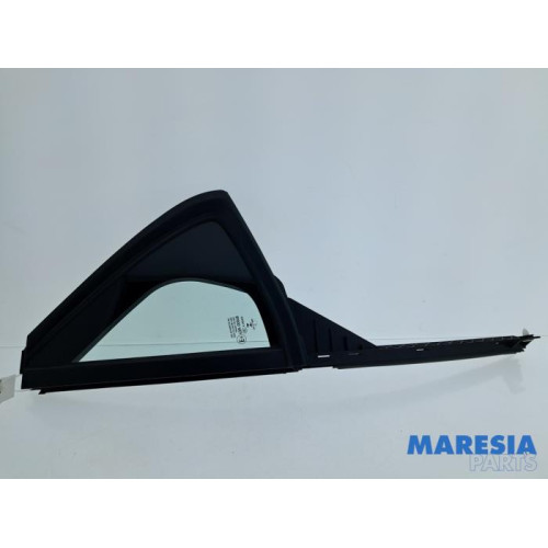 Opel - Corsa - Vitre triangulaire arrière gauche