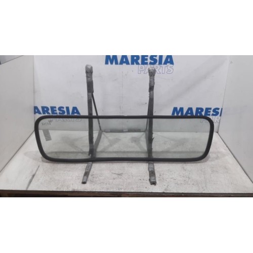 Fiat - Ducato - Rear window