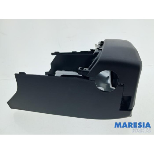 Peugeot - 208 - Steering column cap