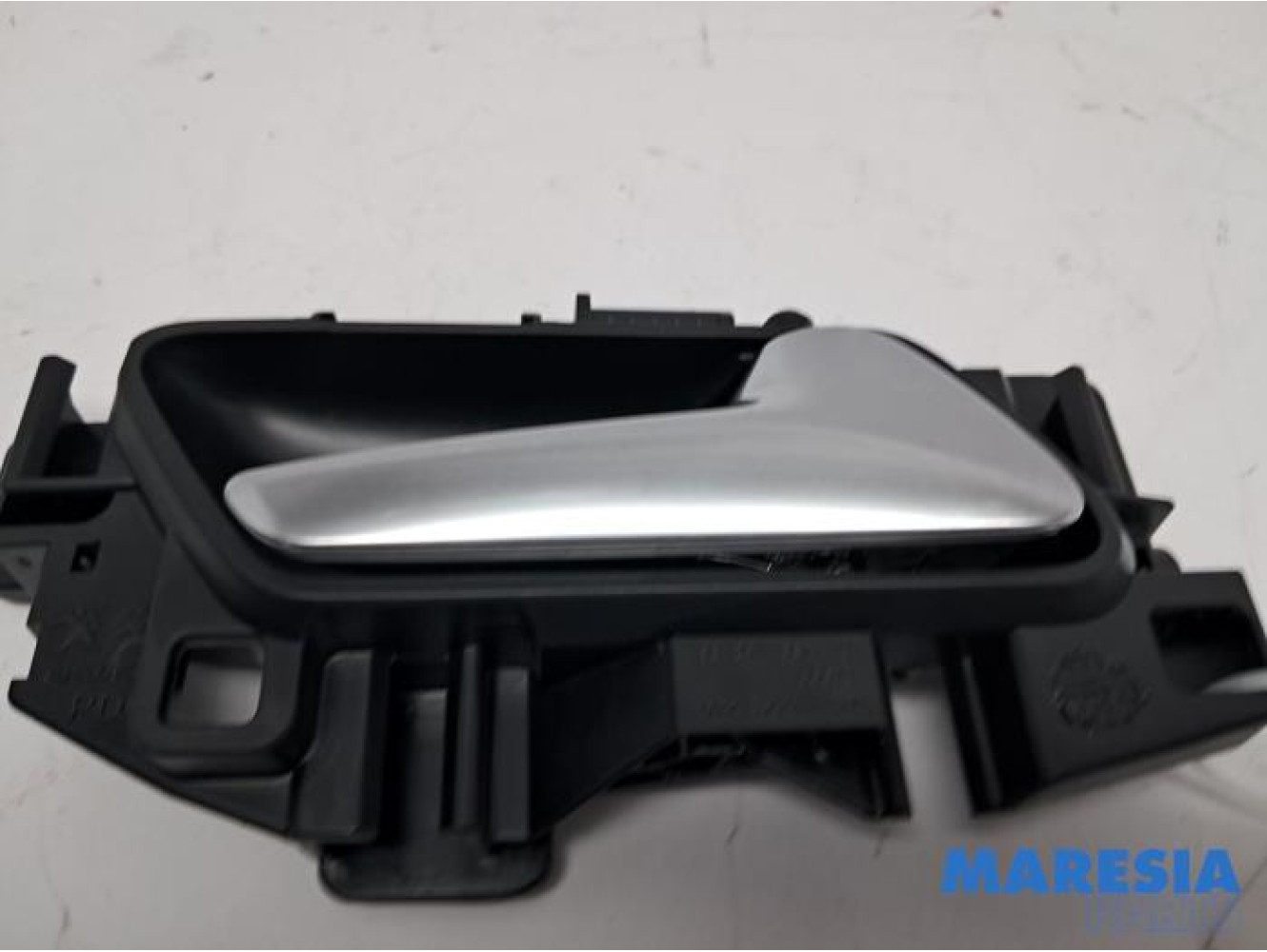 Peugeot - 208 - Front door handle 4-door, right