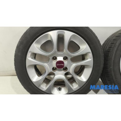 Fiat - Panda - Sportvelgenset + banden