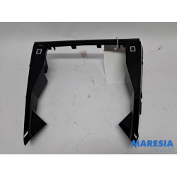 Peugeot - 208 - Radioblende