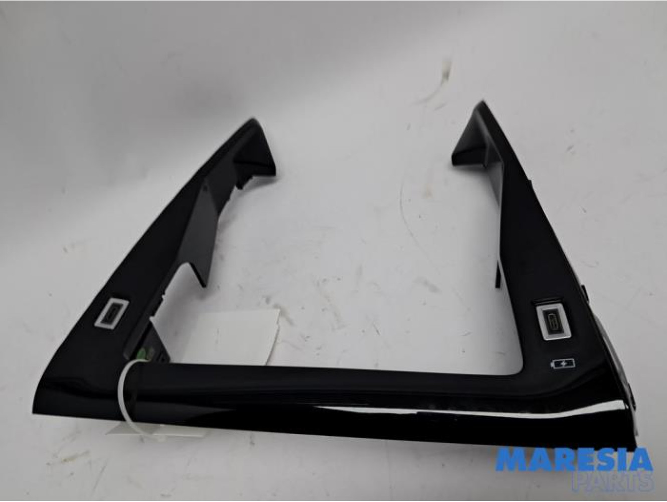 Peugeot - 208 - Radioblende