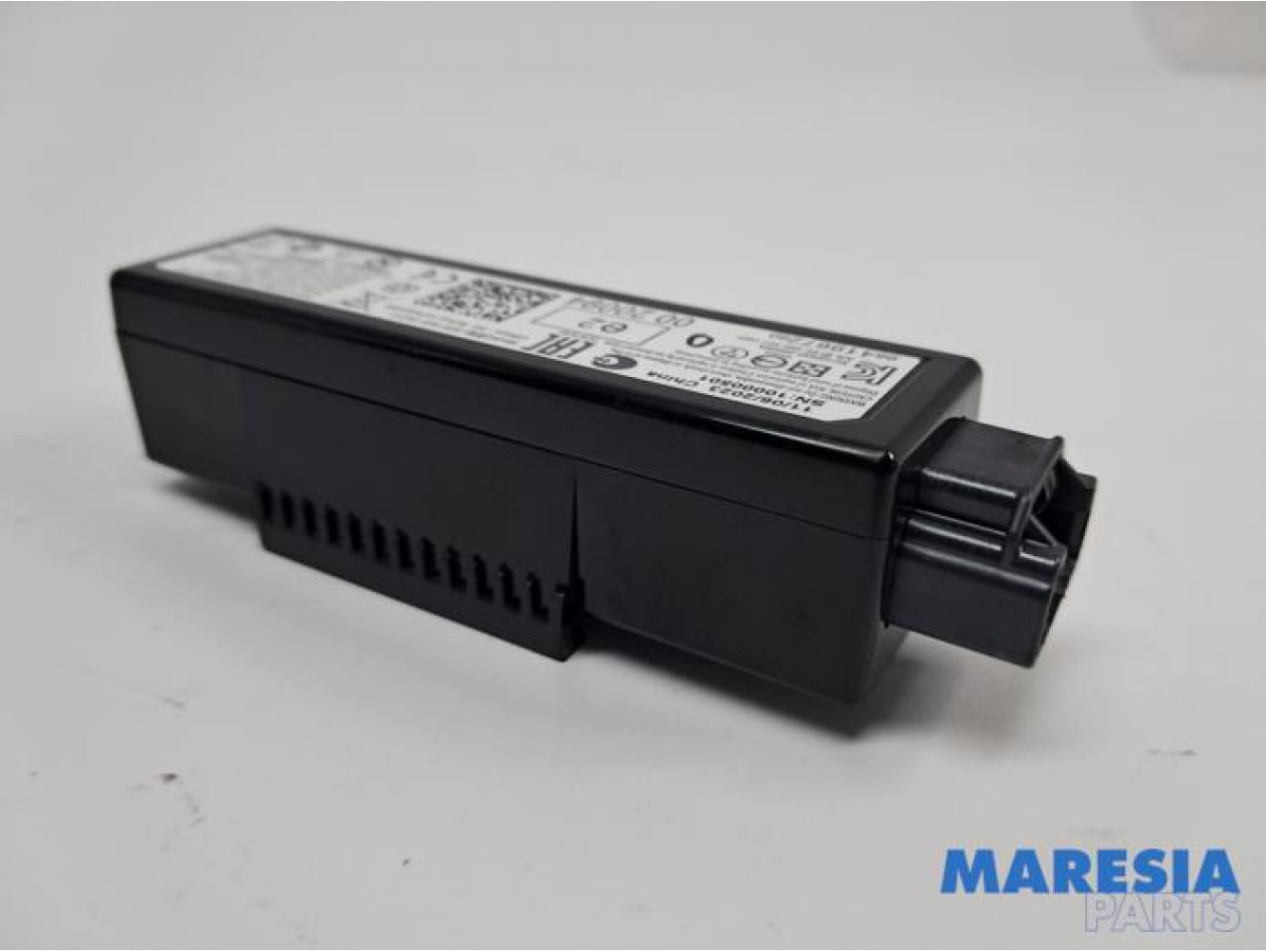 Peugeot - 208 - Antenne amplificateur