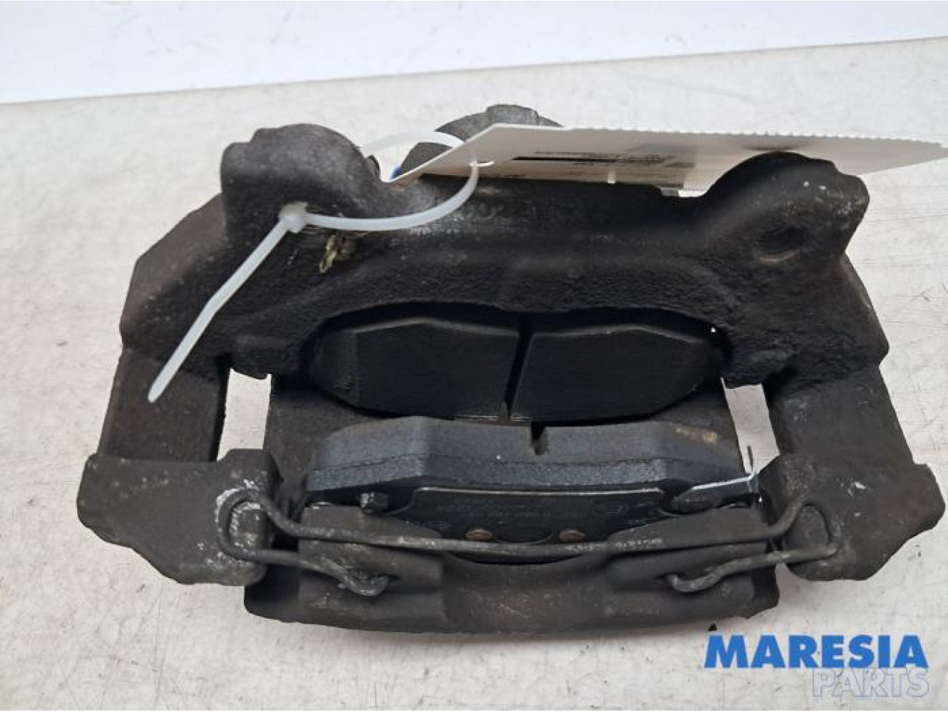 Fiat - Panda - Bremszange links vorne