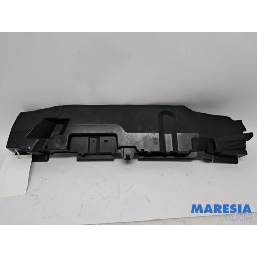 Peugeot - 208 - Air funnel