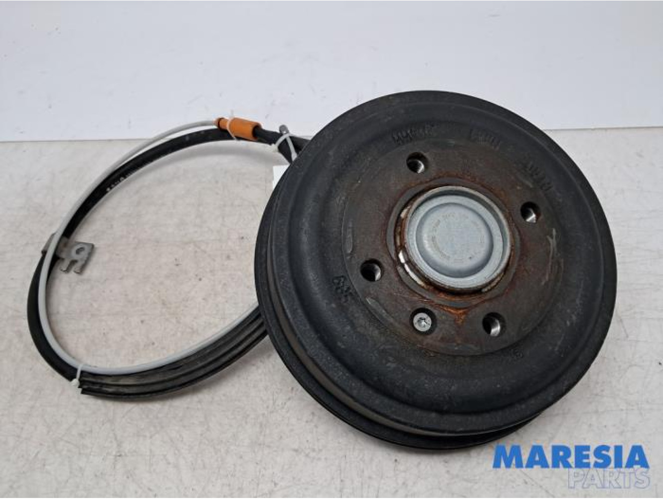 Peugeot - 208 - Rear brake drum