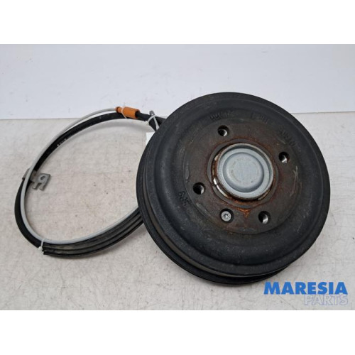 Peugeot - 208 - Rear brake drum