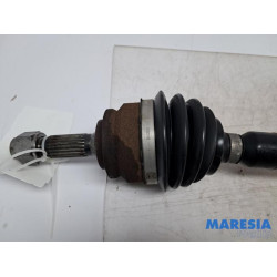 Peugeot - 208 - Front drive shaft, right