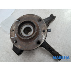 Opel - Corsa - Fusee links-voor