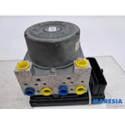 Opel - Corsa - ABS Pomp