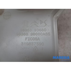 Opel - Corsa - Front windscreen washer reservoir