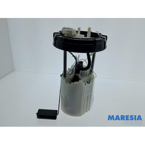 Opel - Karl - Electric fuel pump