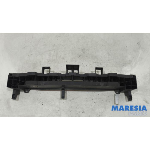 Renault - Clio - Bumperframe achter