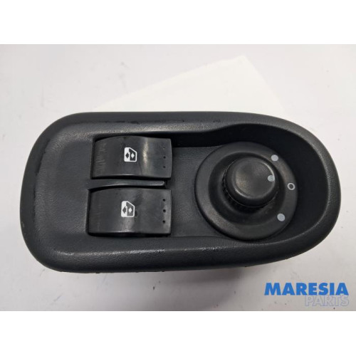 Renault - Master - Commutateur combi vitres