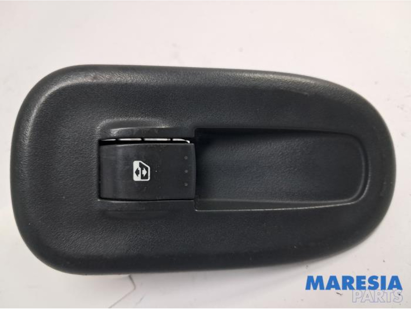 Renault - Master - Electric window switch